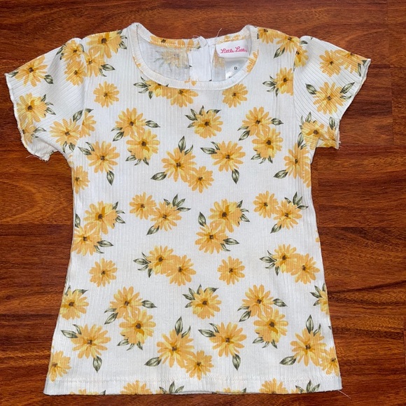 3 For $12 Girl's Floral Top - Picture 1 of 7